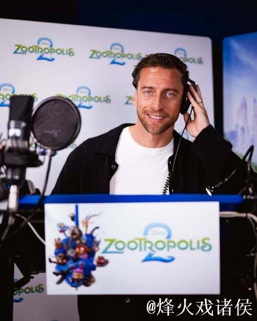 皮耶罗与马尔基西奥献声意语版《疯狂动物城2》斑马兄弟 皮耶罗与马尔基西奥献声意语版《疯狂动物城2》斑马兄弟